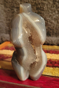 Druzy Agate Woman Bodies, Goddesses, Body Models, Crystal Carvings, Beautiful!