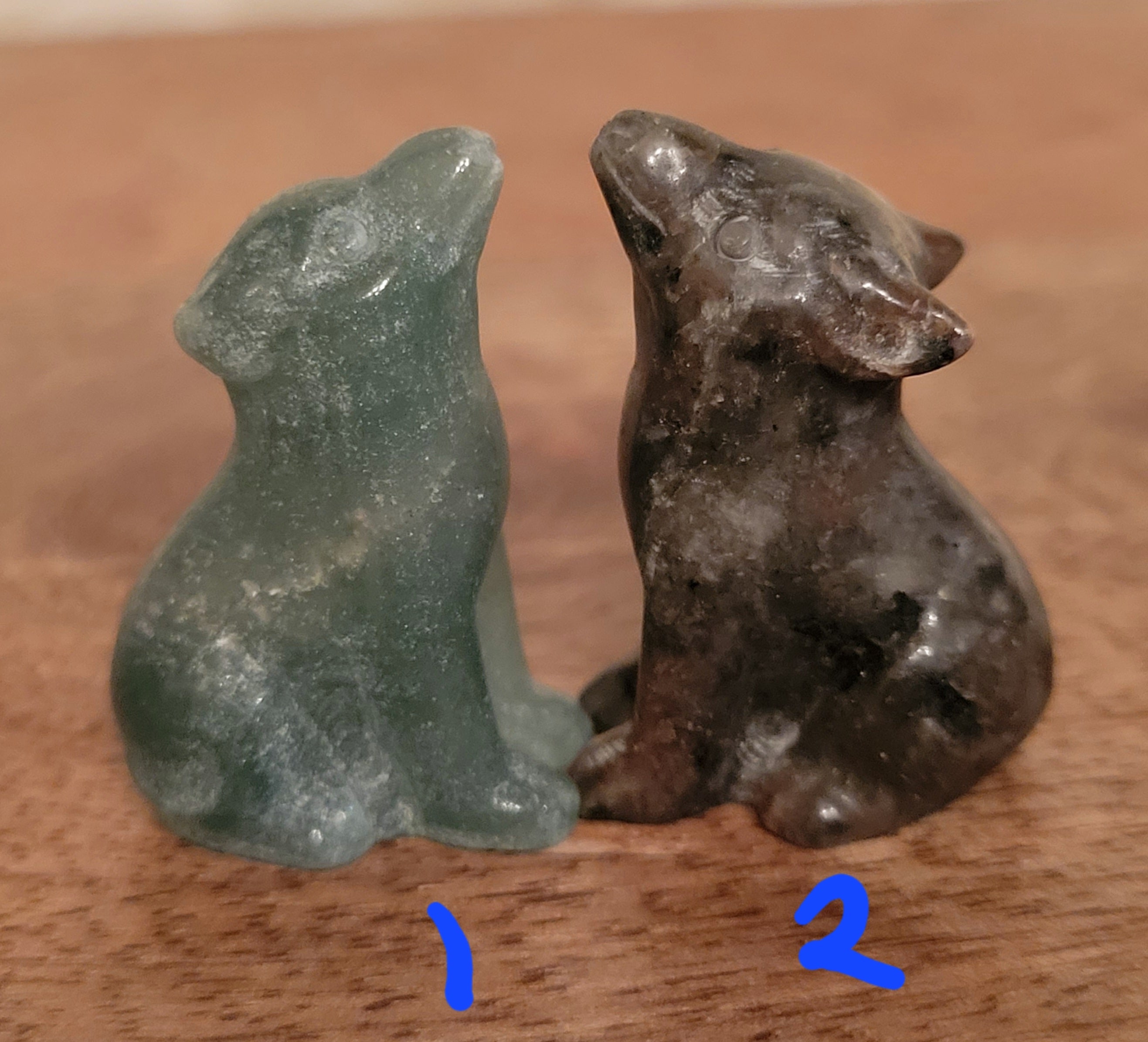 Miniature Howling Wolf, Mini Wolves, Crystal Carvings, Adorable! Different Materials