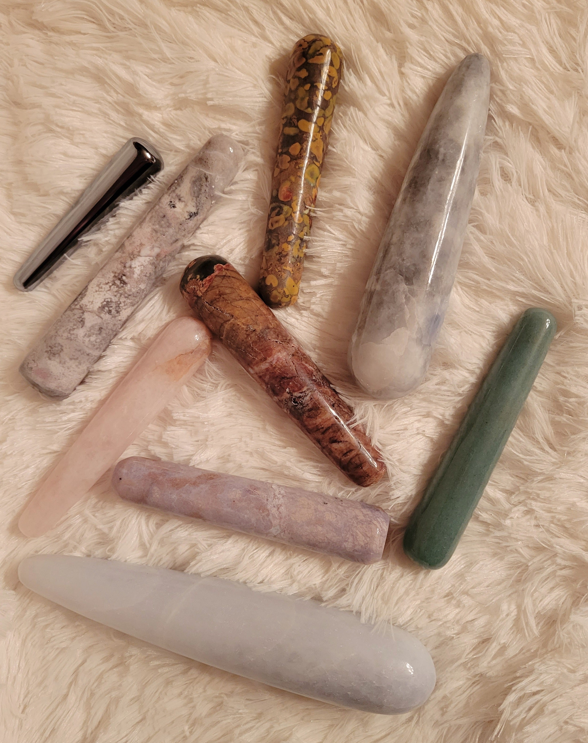 Facial & Body Massage Wands, Crystal Carvings, Different Materials