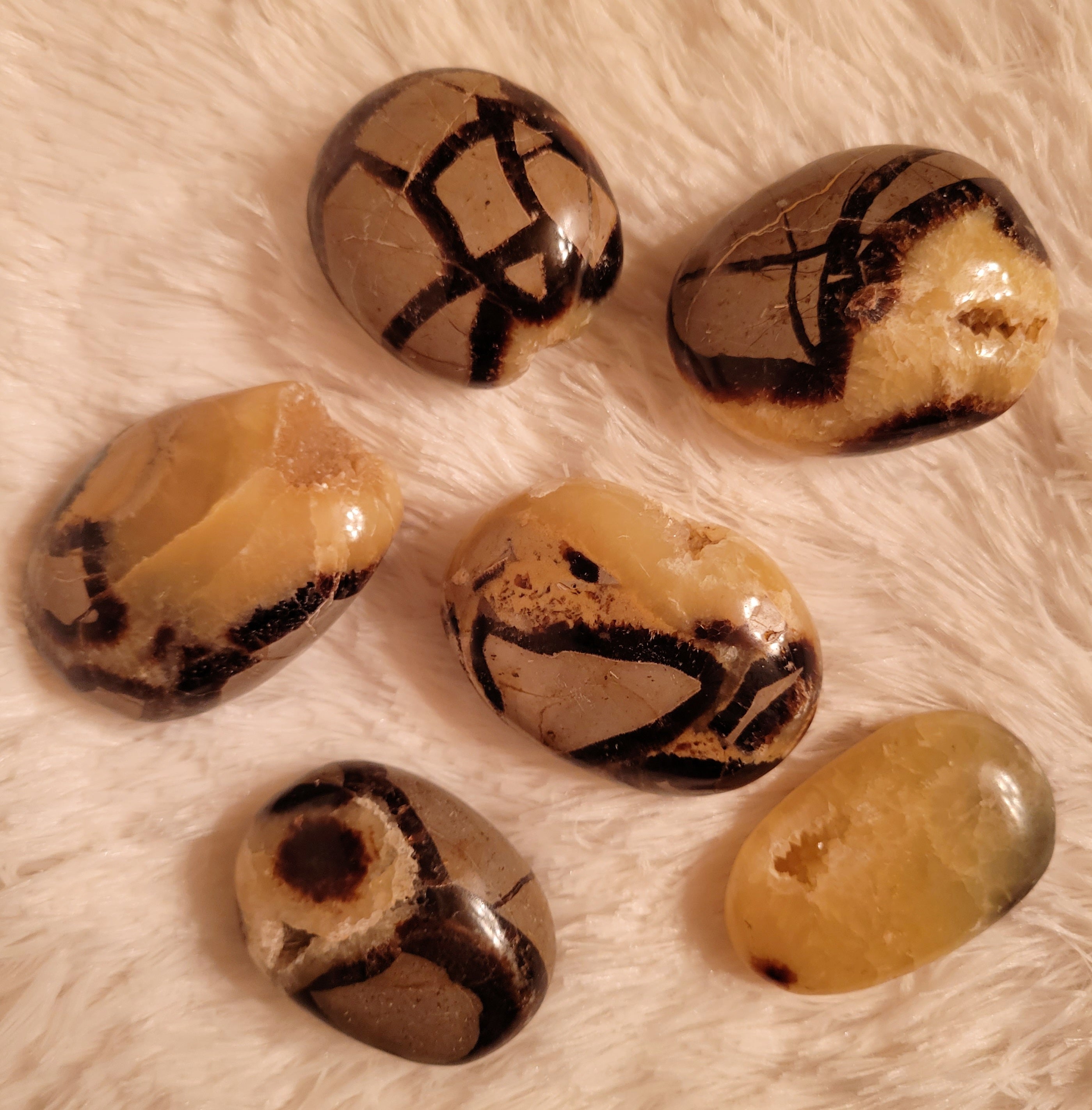 Palm Stones, Meditation Stones, Pocket Stones, Healing Stone, Crystals Carvings, Different Materials