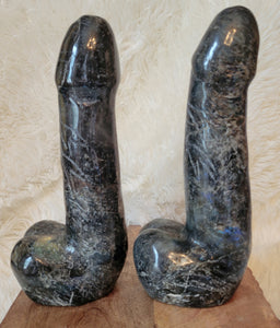 Crystal Carvings, Large Crystal Penis, Phallus, Men's Parts, Gorgeous Labradorite with Beautiful Flash!