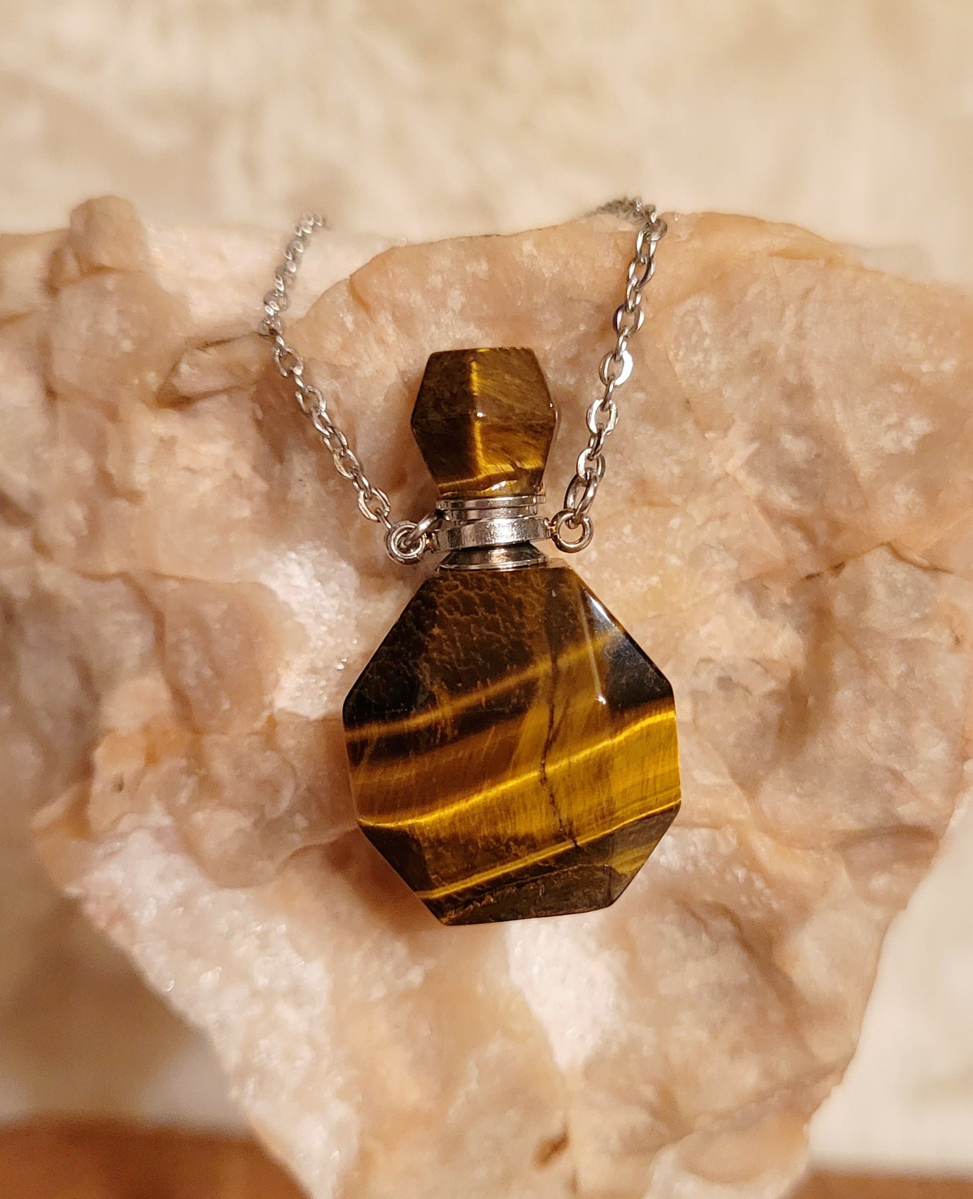 Crystal Necklaces, Stone Necklaces, Pendants, Different Materials & Styles, Gorgeous!