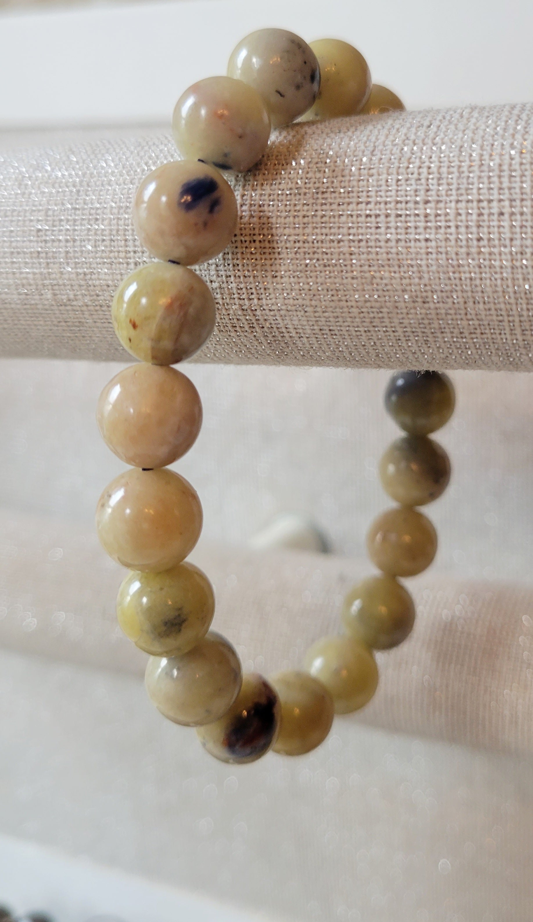 Bracelets, Crystal bracelets, Stone Bracelets, Bead Bracelets, Gorgeous! 10mm