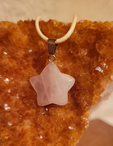 Crystal Stone Necklaces, Mushrooms, Stars, Pendulums, Flower, Hearts, Cross, Pendants, Cute!