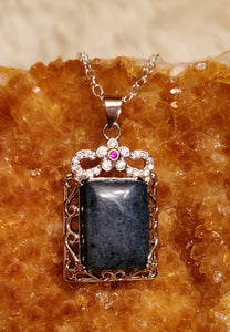 Crystal Necklaces, Stone Necklaces, Pendants, Different Materials & Styles, Gorgeous!